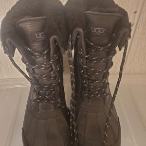 Ugg boots worn once very clean. Ask me any questions! Thanks